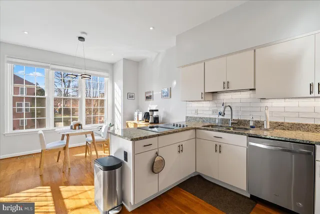 $4,750 | 2071 Van Tuyl Place, Falls Church, VA 22043