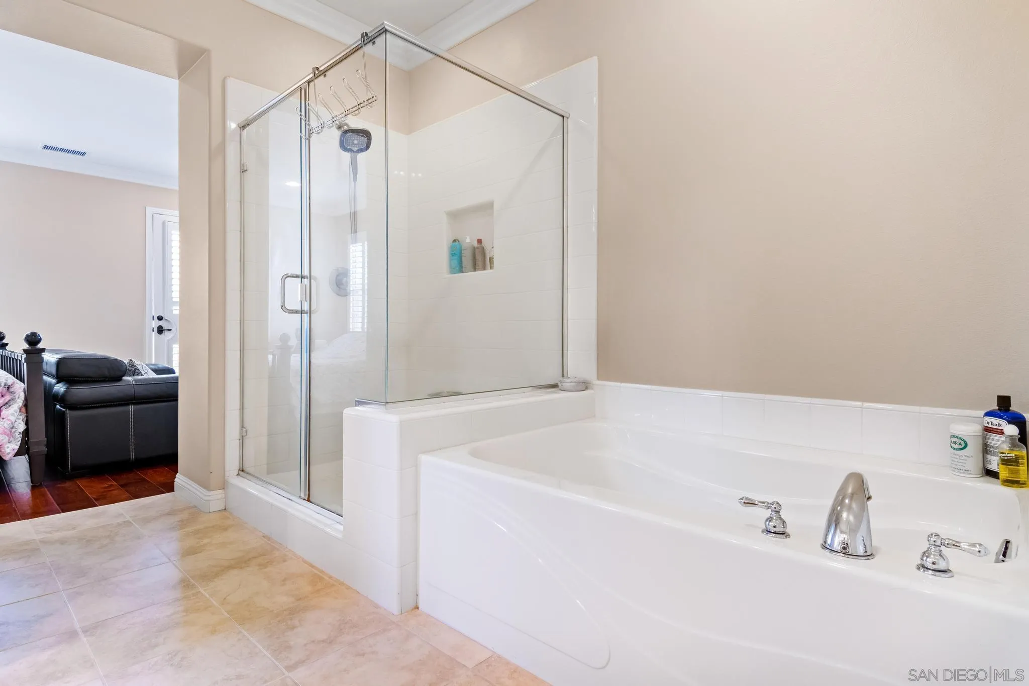 30 Long Fellow Irvine, CA 92620 - Photo 34 of 43 a bathroom with a tub and a sink