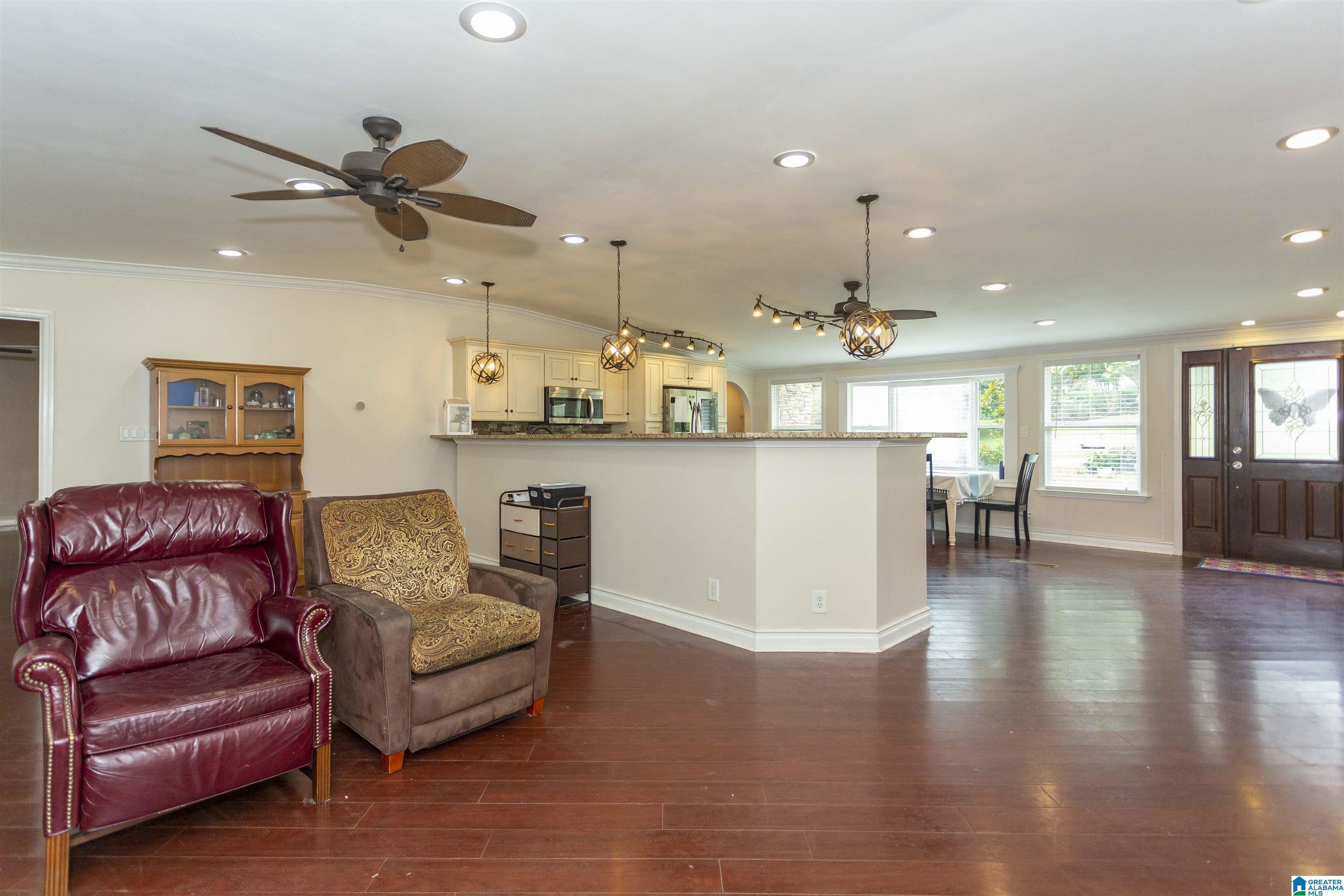 1852 Canyon Road Birmingham, AL 35216 - Photo 17 of 49