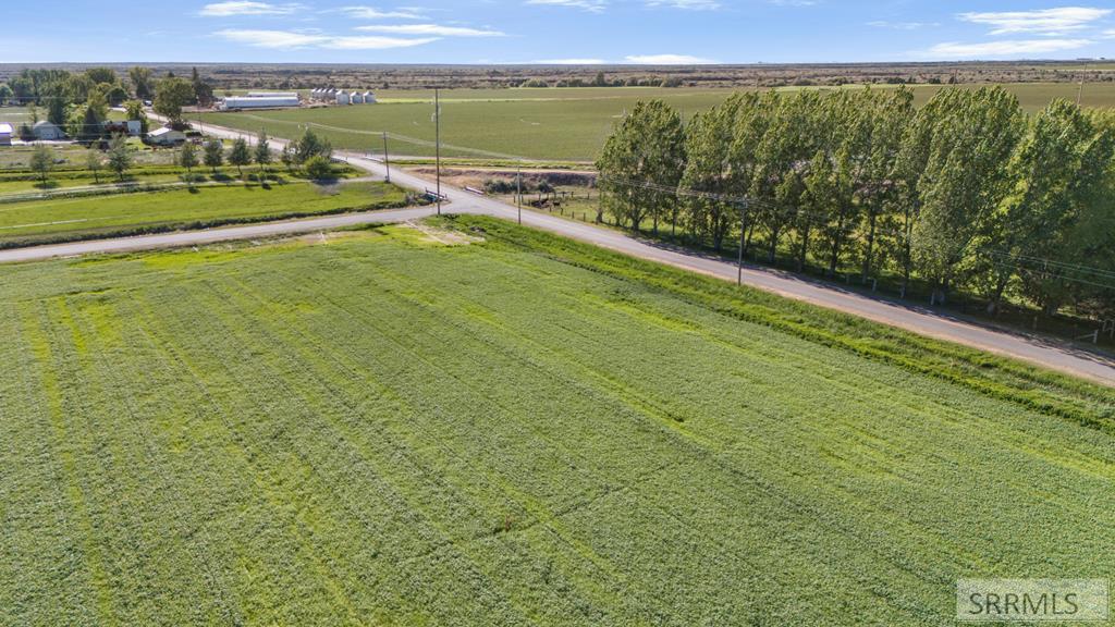 2 North 600 Street Idaho Falls, ID 83402 - Photo 20 of 39
