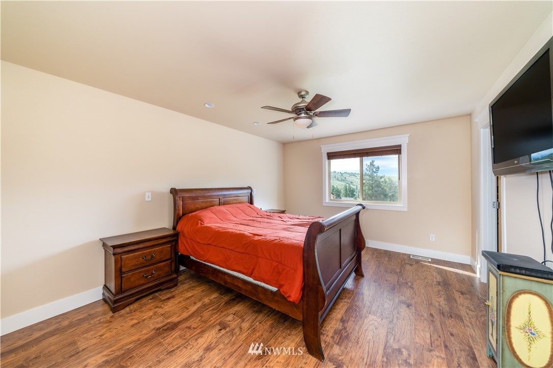 740 Chelan Trails Road Manson, WA 98831 - Photo 14 of 25 Gallery Image 14