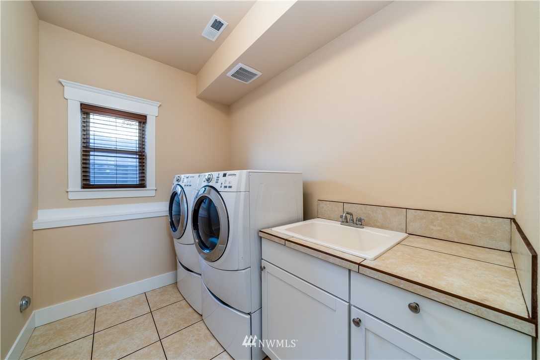 740 Chelan Trails Road Manson, WA 98831 - Photo 24 of 25 Gallery Image 24