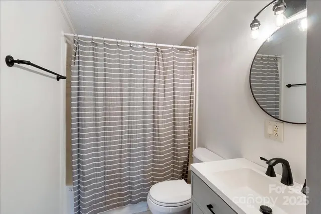 $395,000 | 24 Libby Drive, Unit 6, Weaverville, NC 28787