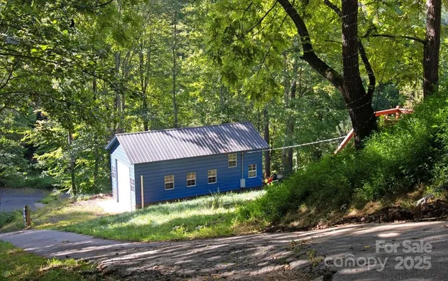 $395,000 | 24 Libby Drive, Unit 6, Weaverville, NC 28787