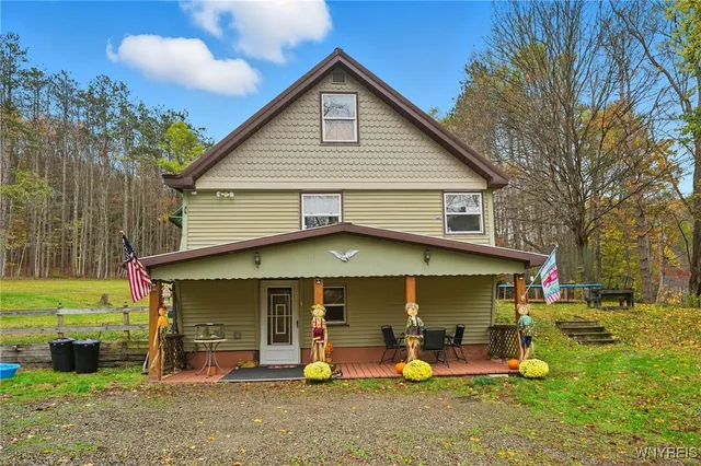 $224,899 | 4887 Porter Hollow Road, Great Valley, NY 14741