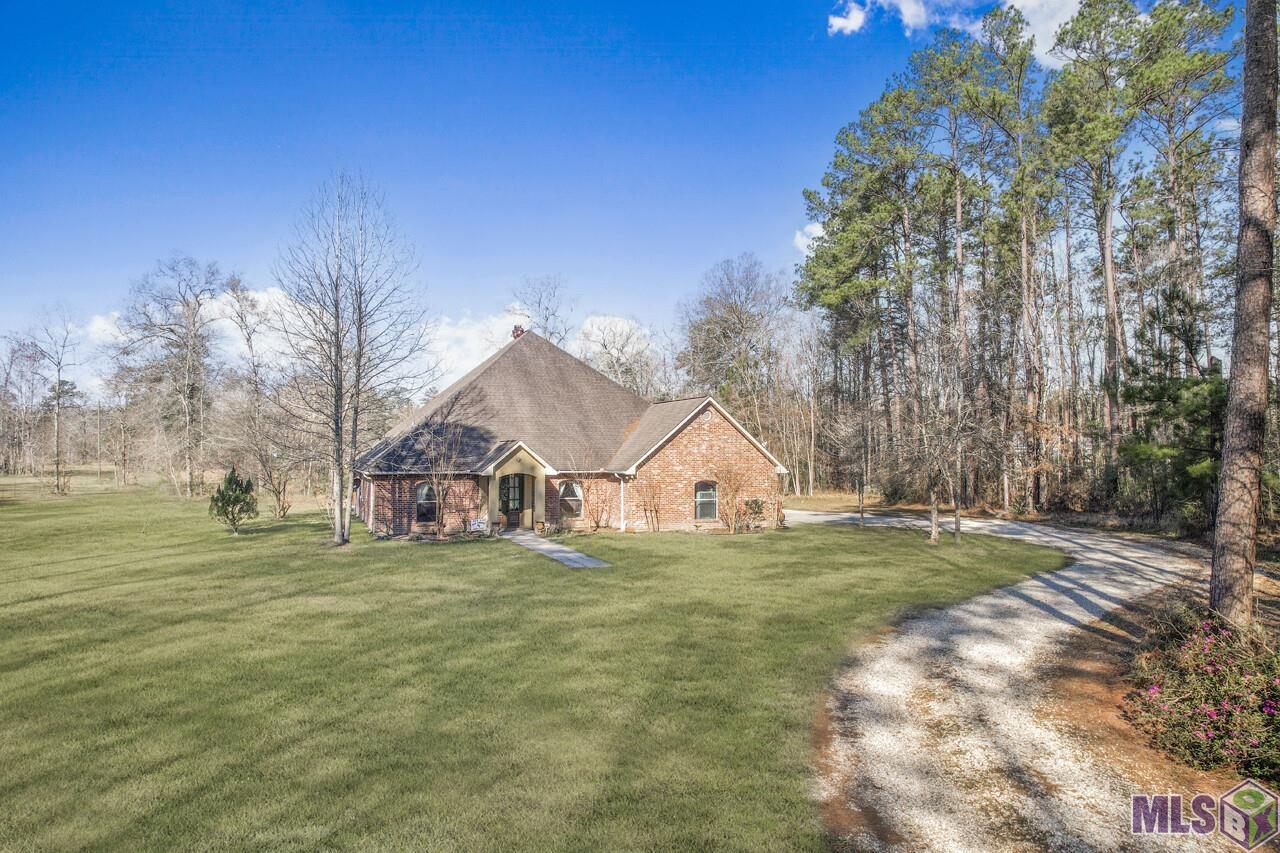 32685 Weiss Road Walker, LA 70785 - Photo 1 of 19