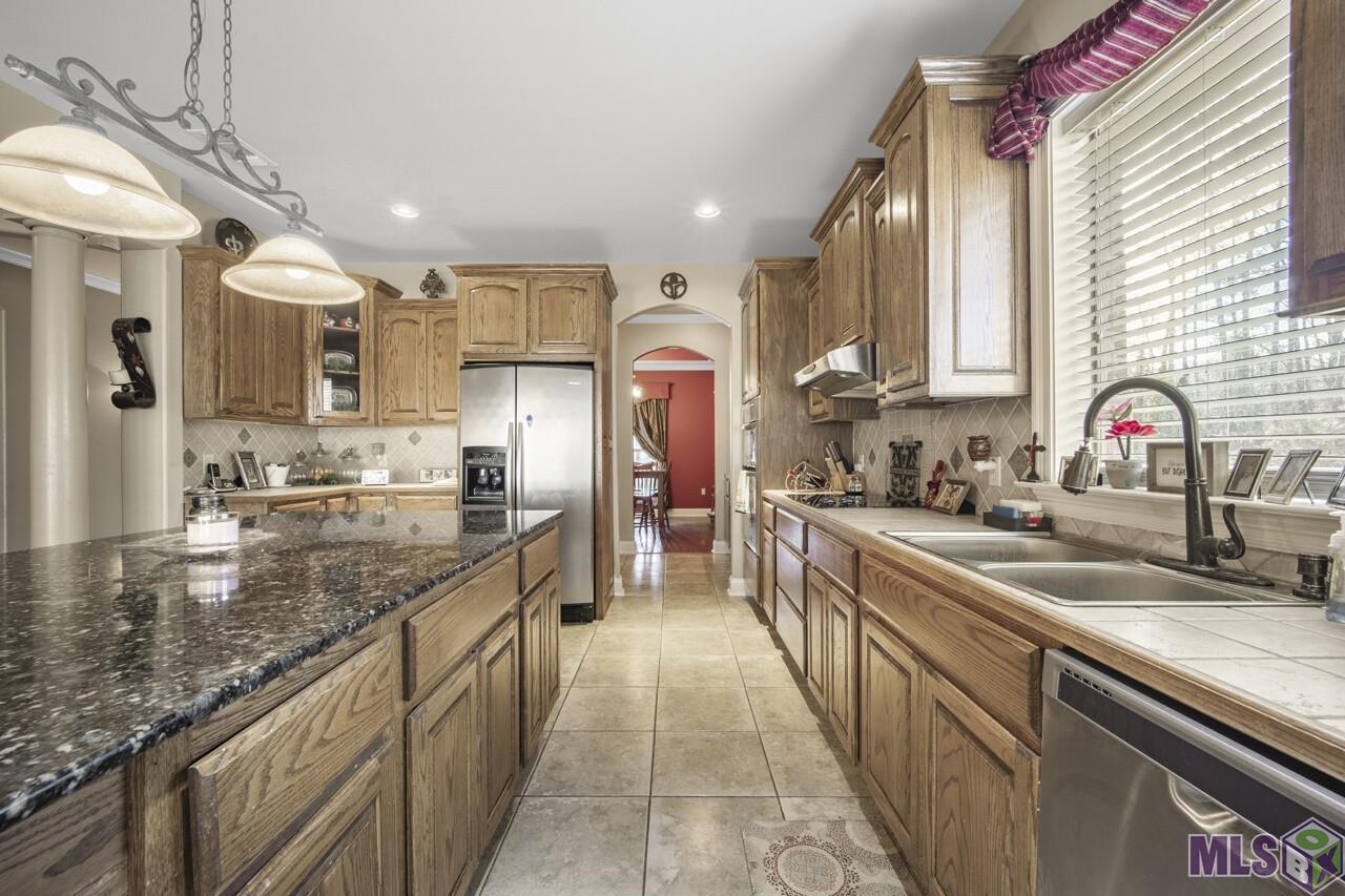 32685 Weiss Road Walker, LA 70785 - Photo 3 of 19