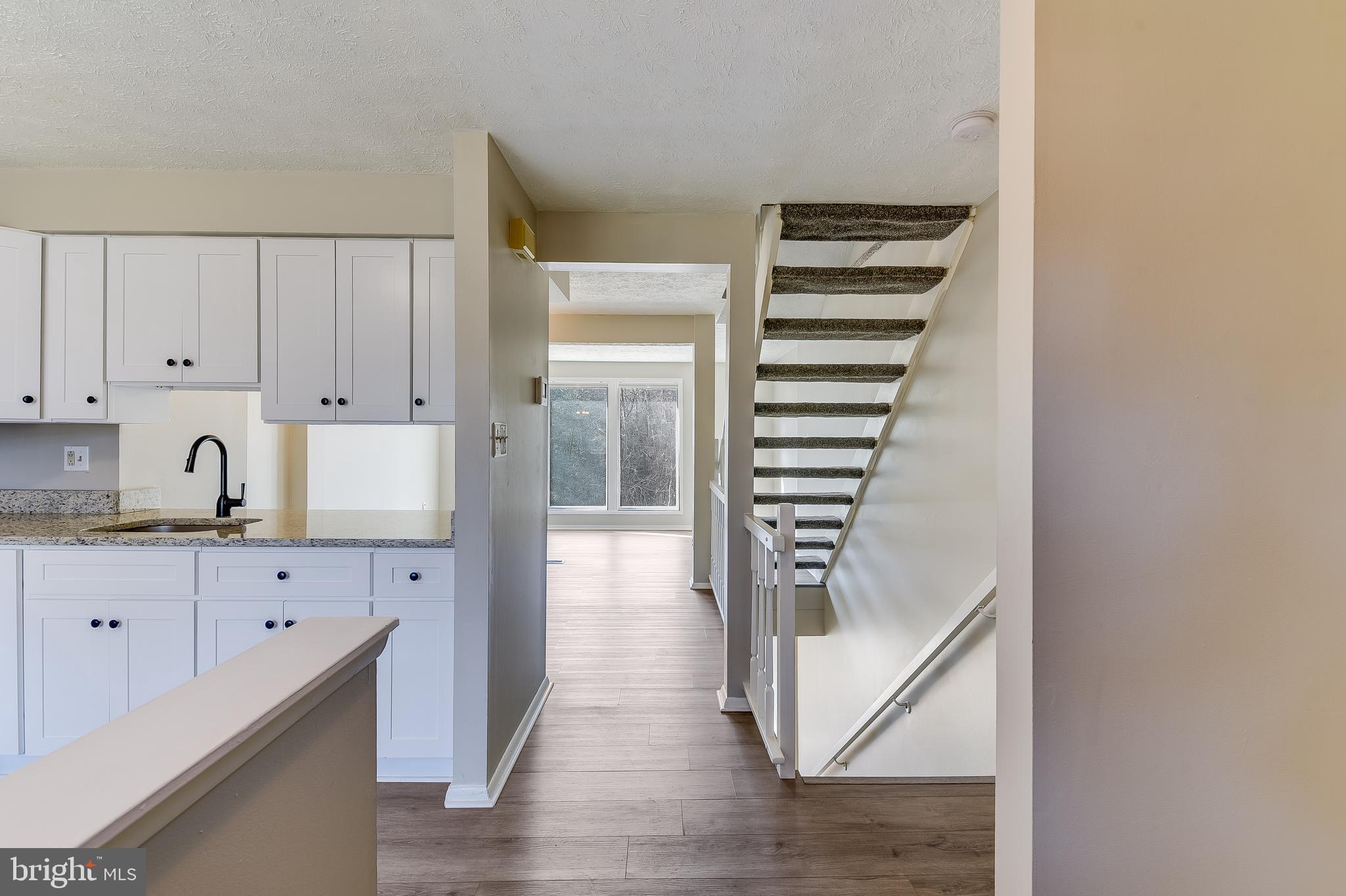 7946 Sutherland Court Pasadena, MD 21122 - Photo 13 of 37