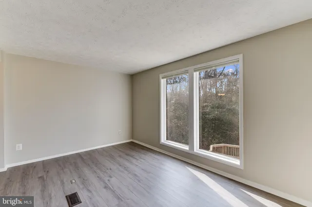 $340,000 | 7946 Sutherland Court, Pasadena, MD 21122