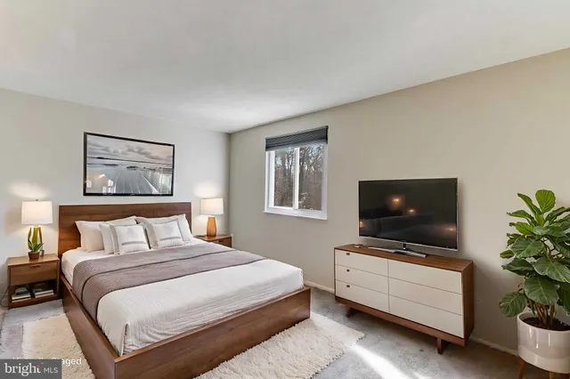 $340,000 | 7946 Sutherland Court, Pasadena, MD 21122