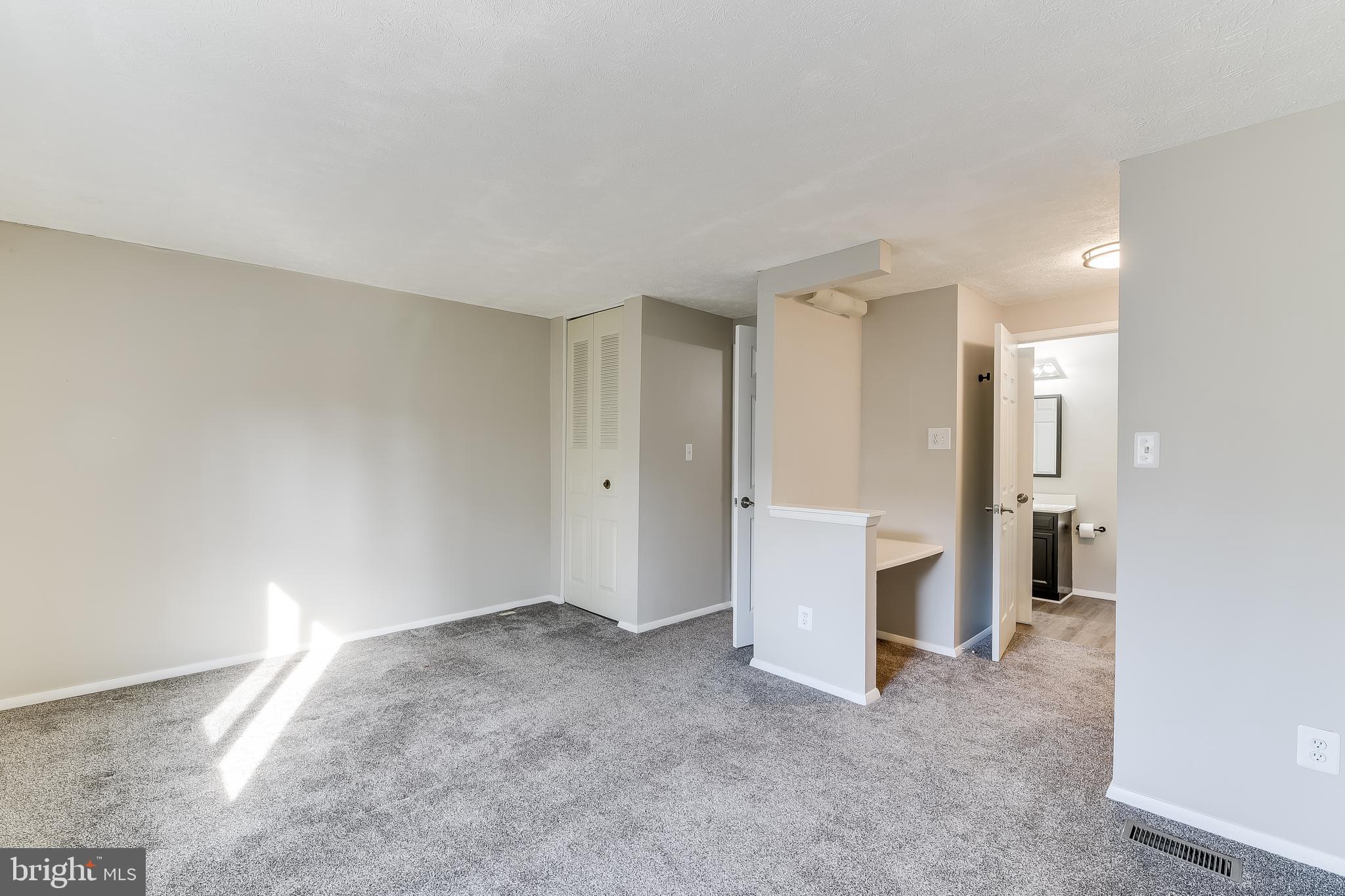 7946 Sutherland Court Pasadena, MD 21122 - Photo 27 of 39