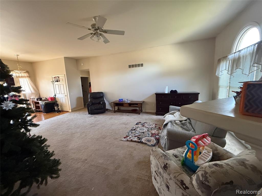 2097 Whispering Waters Pass Flushing, MI 48433 - Photo 2 of 6