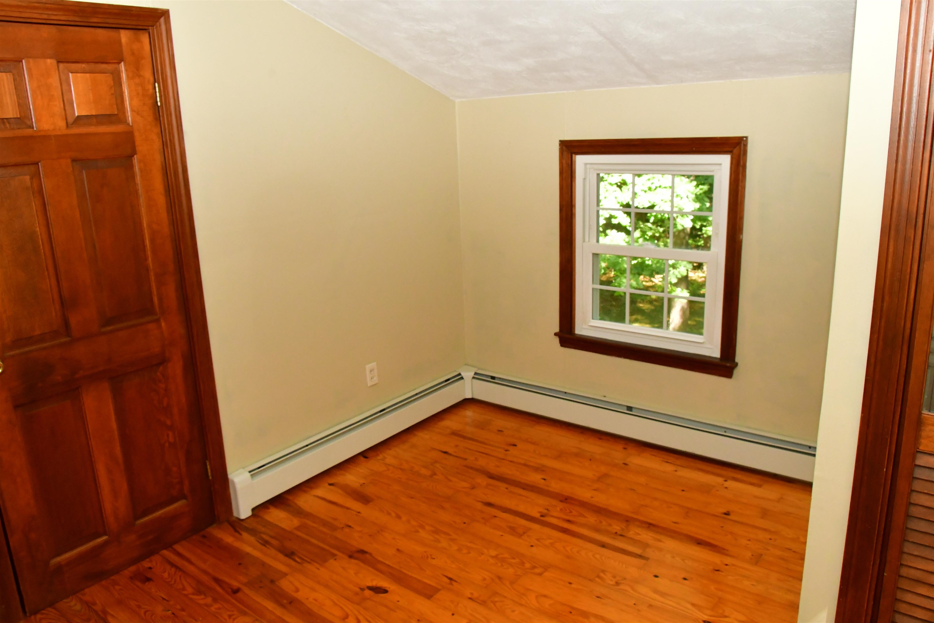 76 Woodridge Road Hampstead, NH 03826 - Photo 18 of 34