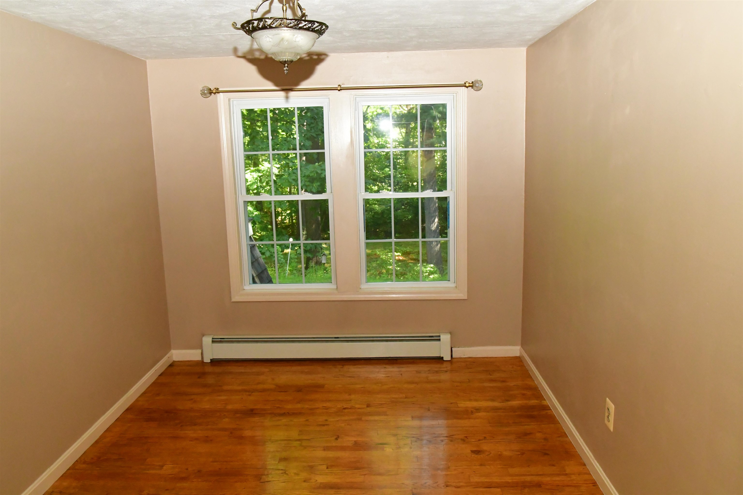 76 Woodridge Road Hampstead, NH 03826 - Photo 4 of 34
