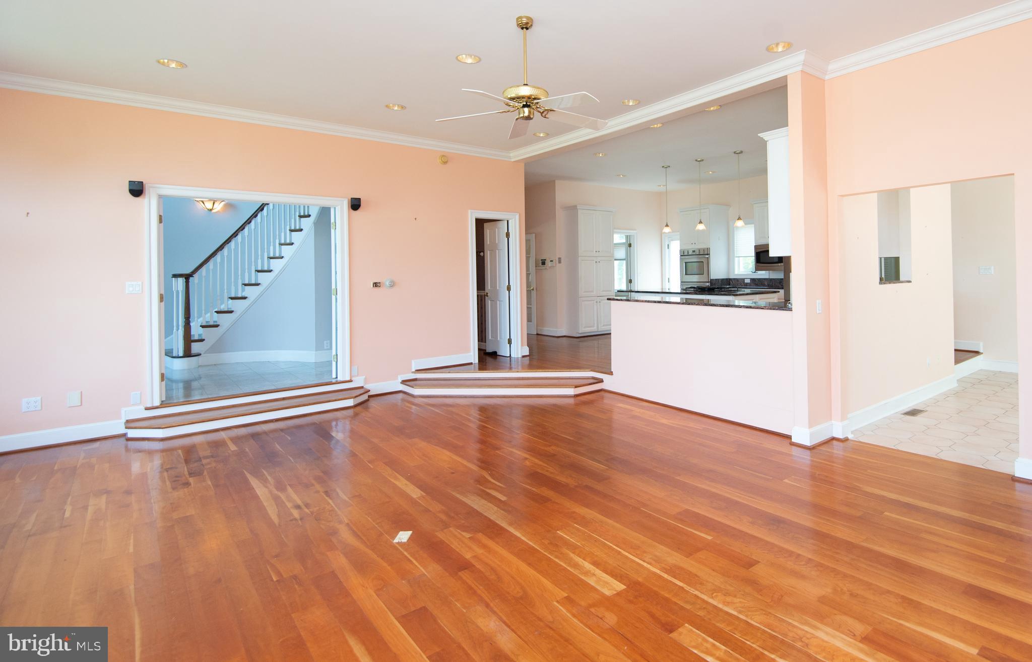 108 Riverside Drive Cambridge, MD 21613 - Photo 18 of 78 family room off kitchen