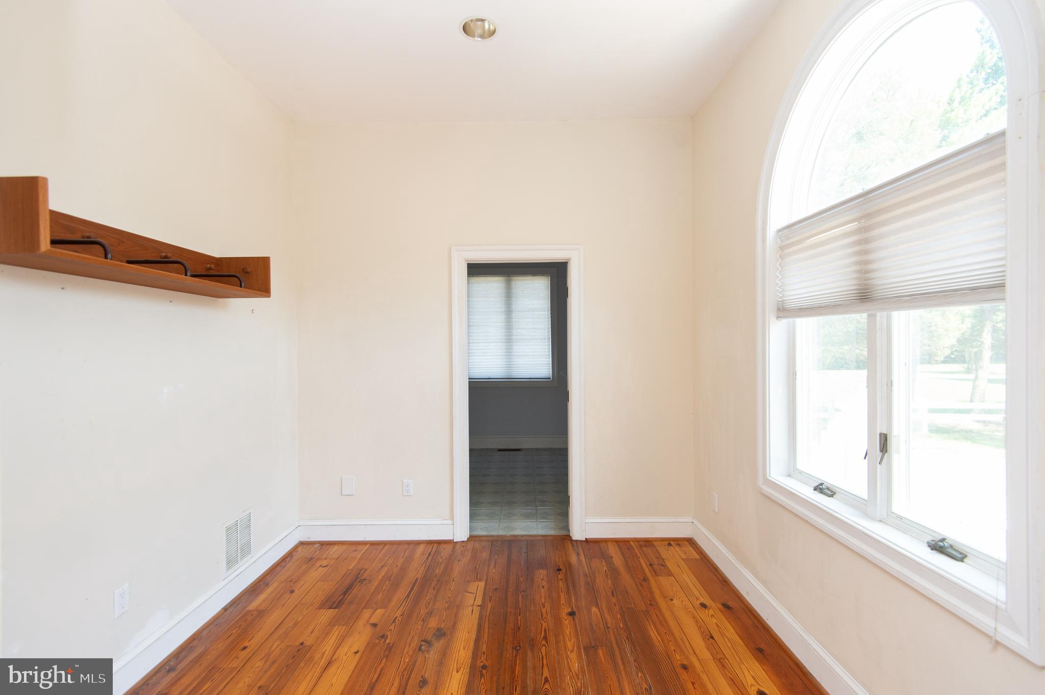 108 Riverside Drive Cambridge, MD 21613 - Photo 34 of 78 office off kitchen