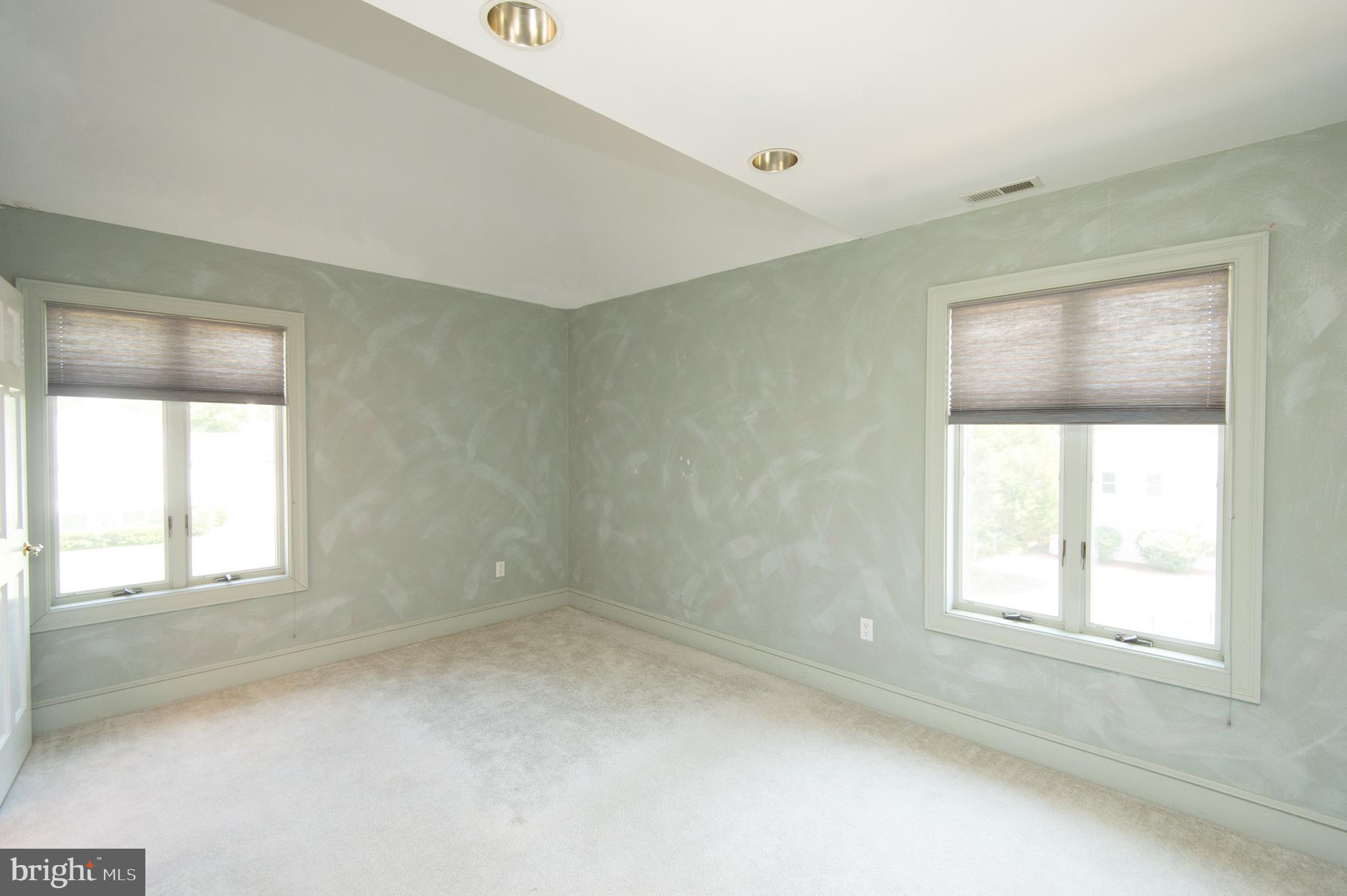 108 Riverside Drive Cambridge, MD 21613 - Photo 53 of 78 3rd bedroom