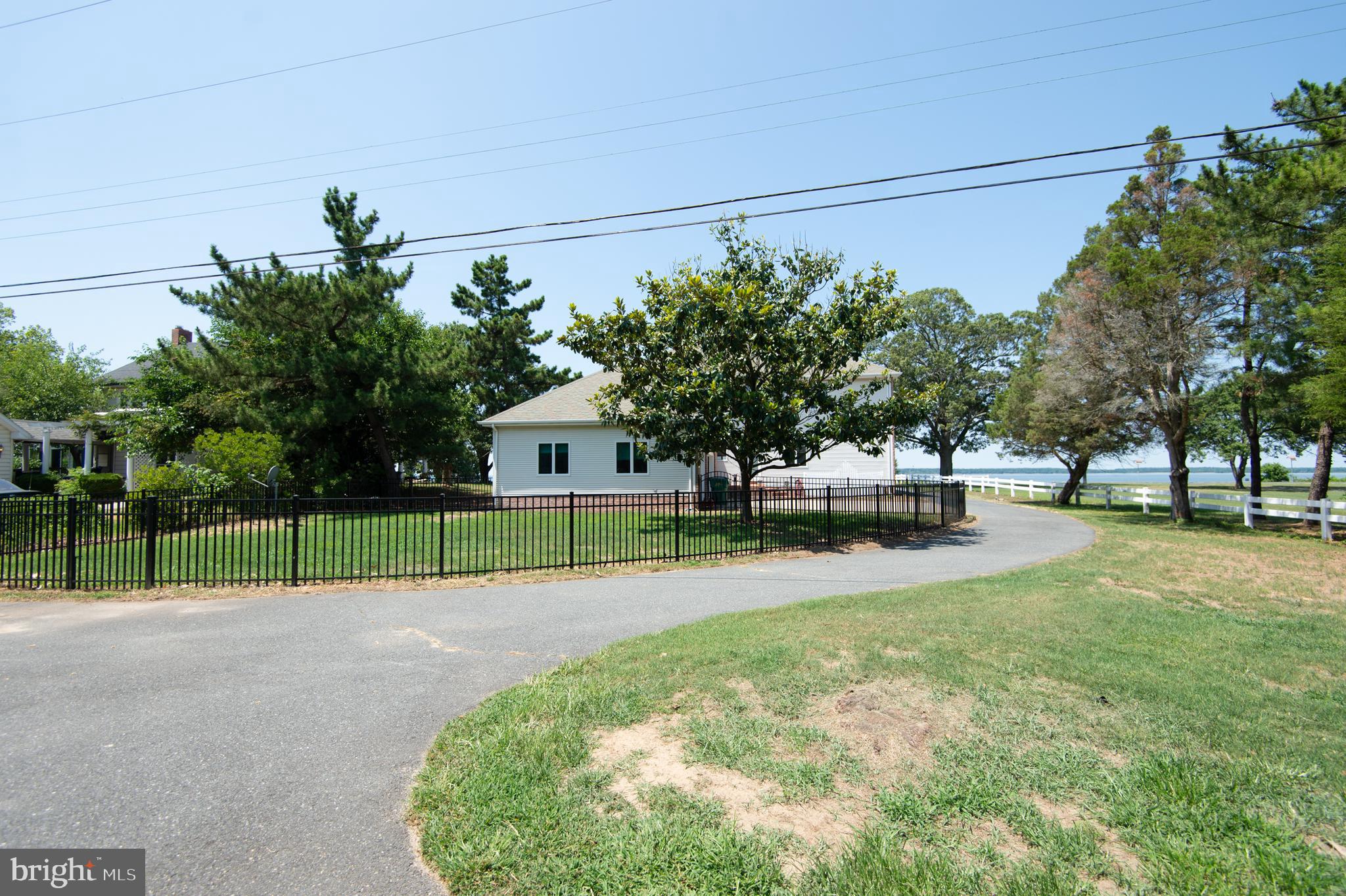 108 Riverside Drive Cambridge, MD 21613 - Photo 70 of 78 backyard