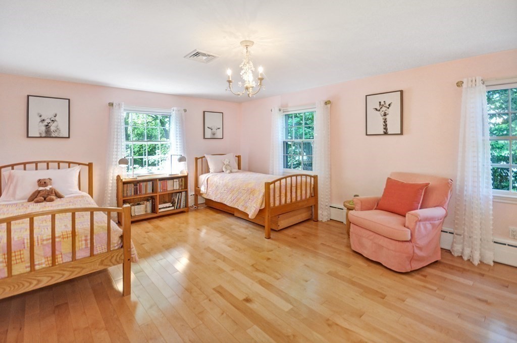 75 Walnut Street Concord, MA 01742 - Photo 27 of 39