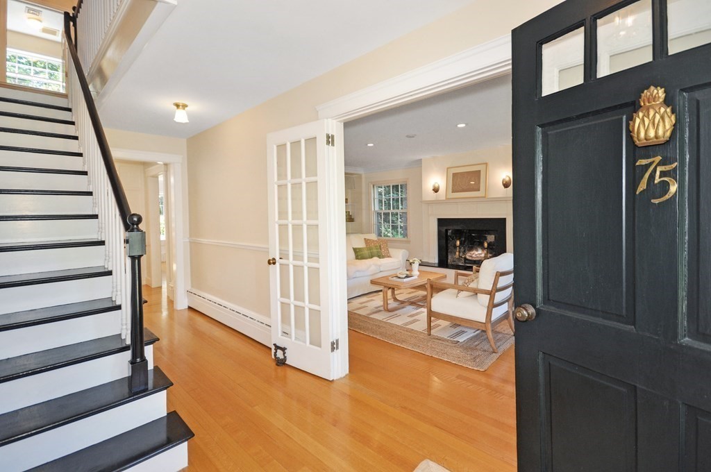 75 Walnut Street Concord, MA 01742 - Photo 3 of 39