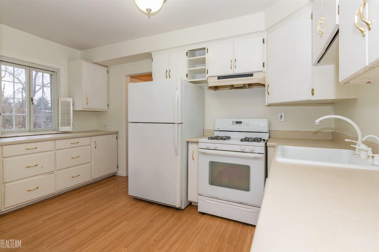 846 Michelson Road Rochester Hills, MI 48307 - Photo 8 of 22