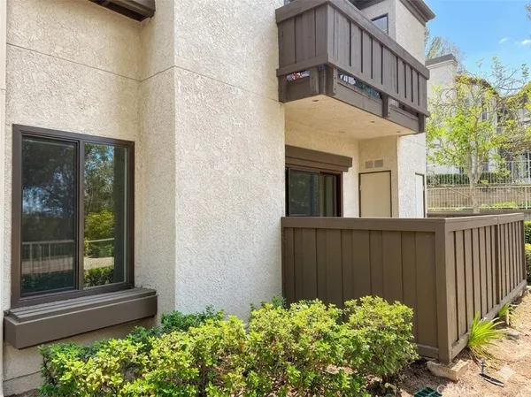 $2,500 | 22749 Lakeway Drive, Unit 375, Diamond Bar, CA 91765