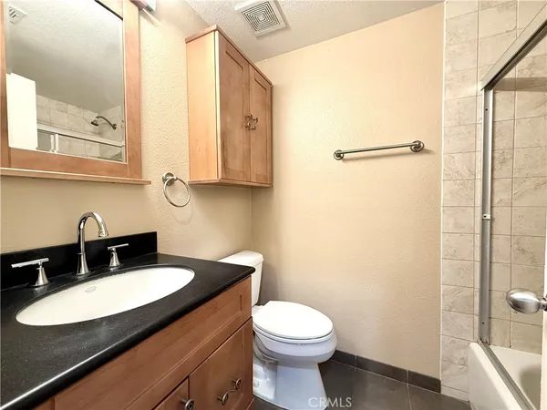 $2,500 | 22749 Lakeway Drive, Unit 375, Diamond Bar, CA 91765