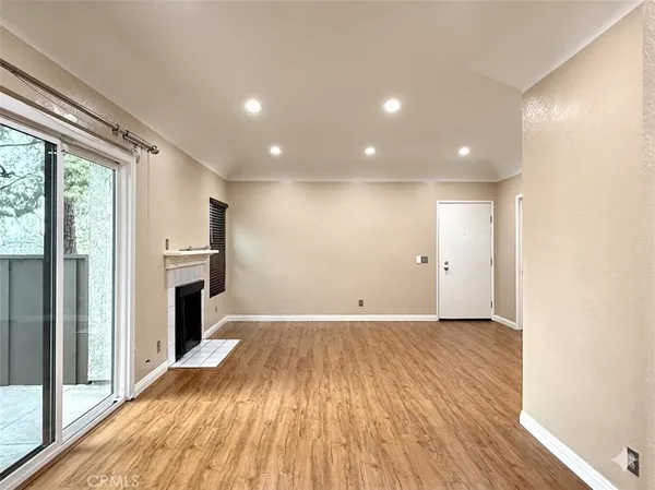 $2,500 | 22749 Lakeway Drive, Unit 375, Diamond Bar, CA 91765