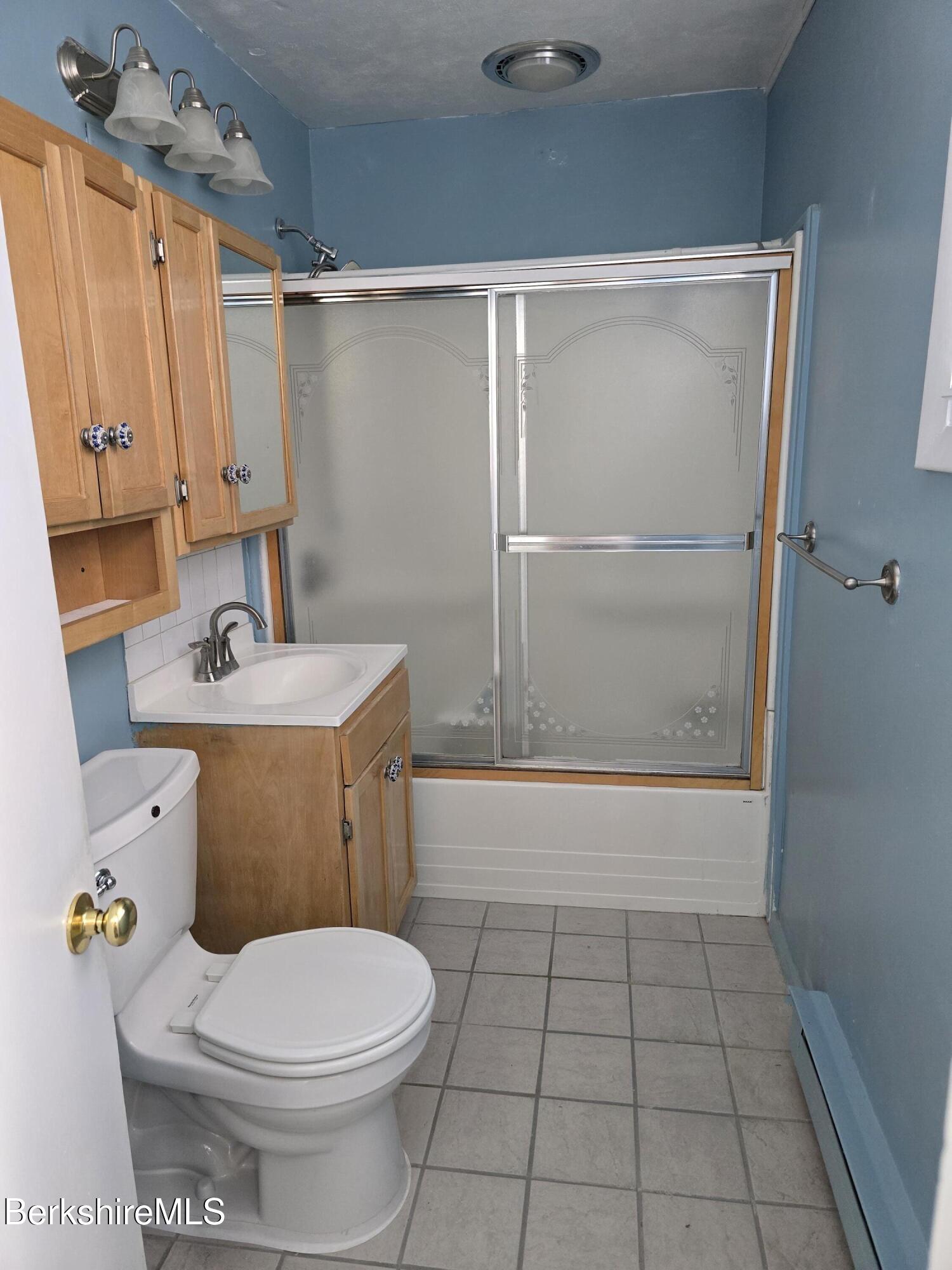 189 Stratton Road, Unit C4 Williamstown, MA 01267 - Photo 21 of 29 Full Bath