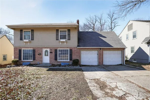 $294,900 | 8016 Holmes Road, Kansas City, MO 64131