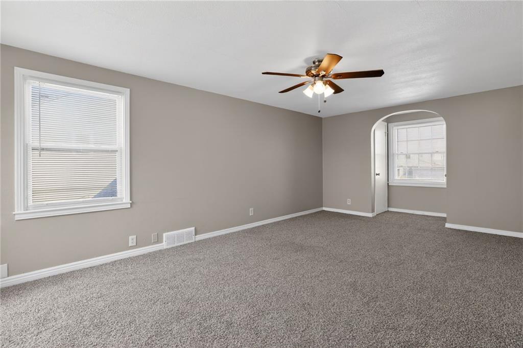 8016 Holmes Road Kansas City, MO 64131 - Photo 14 of 39
