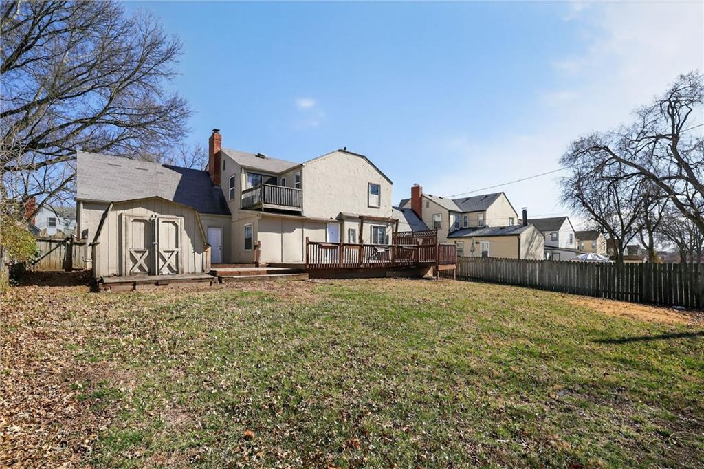 8016 Holmes Road Kansas City, MO 64131 - Photo 4 of 39