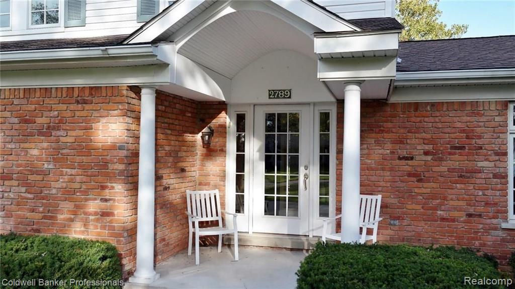 2789 Bridle Road Bloomfield Hills, MI 48304 - Photo 13 of 46