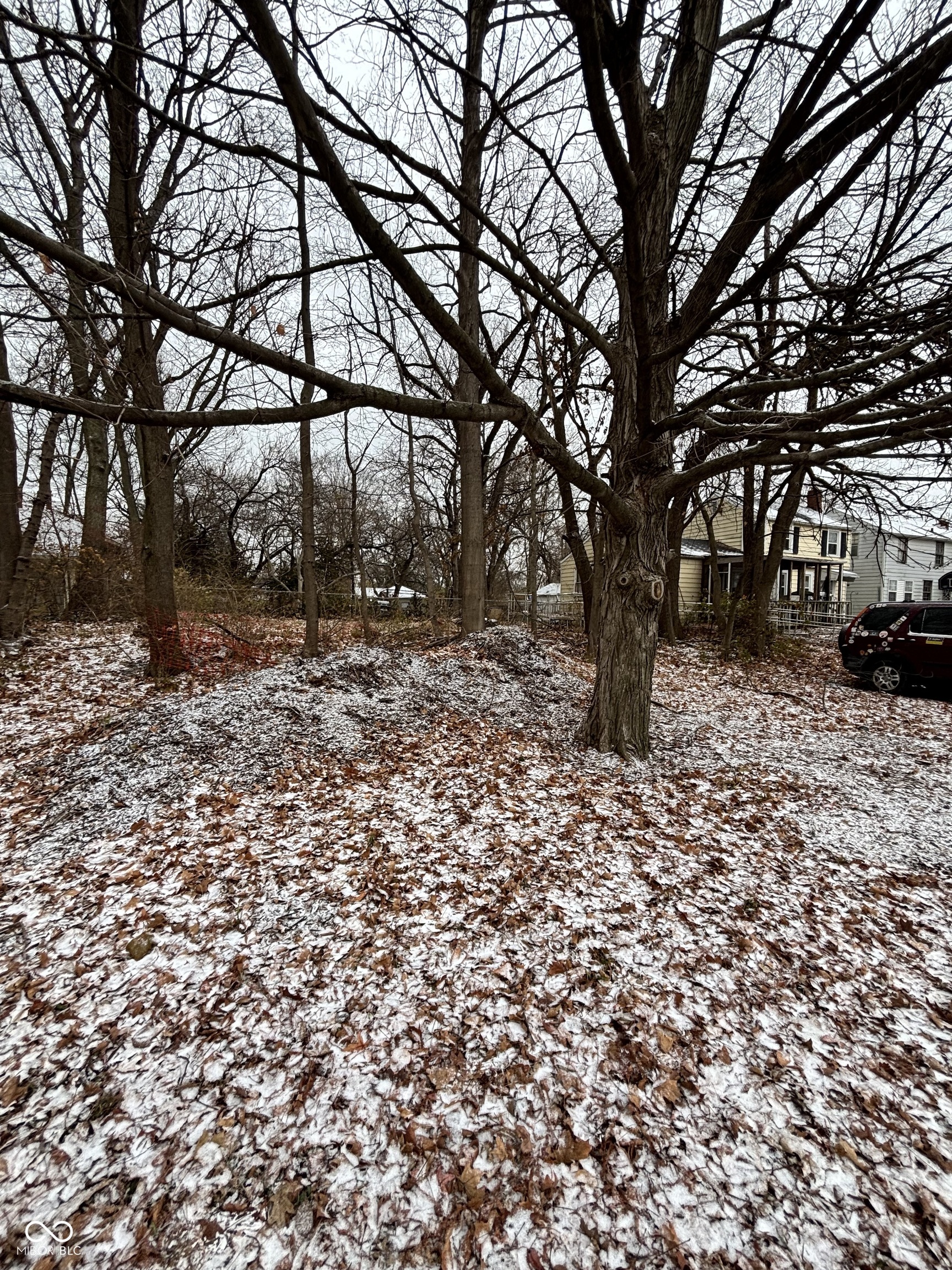 4125 Clarendon Road Indianapolis, IN 46208 - Photo 2 of 5