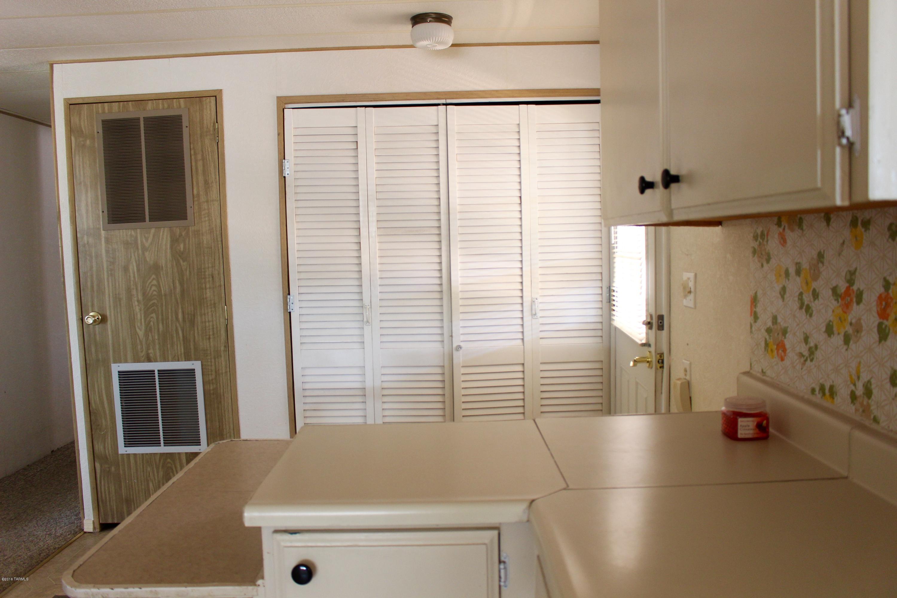 249 West Rama Drive Green Valley, AZ 85614 - Photo 14 of 50