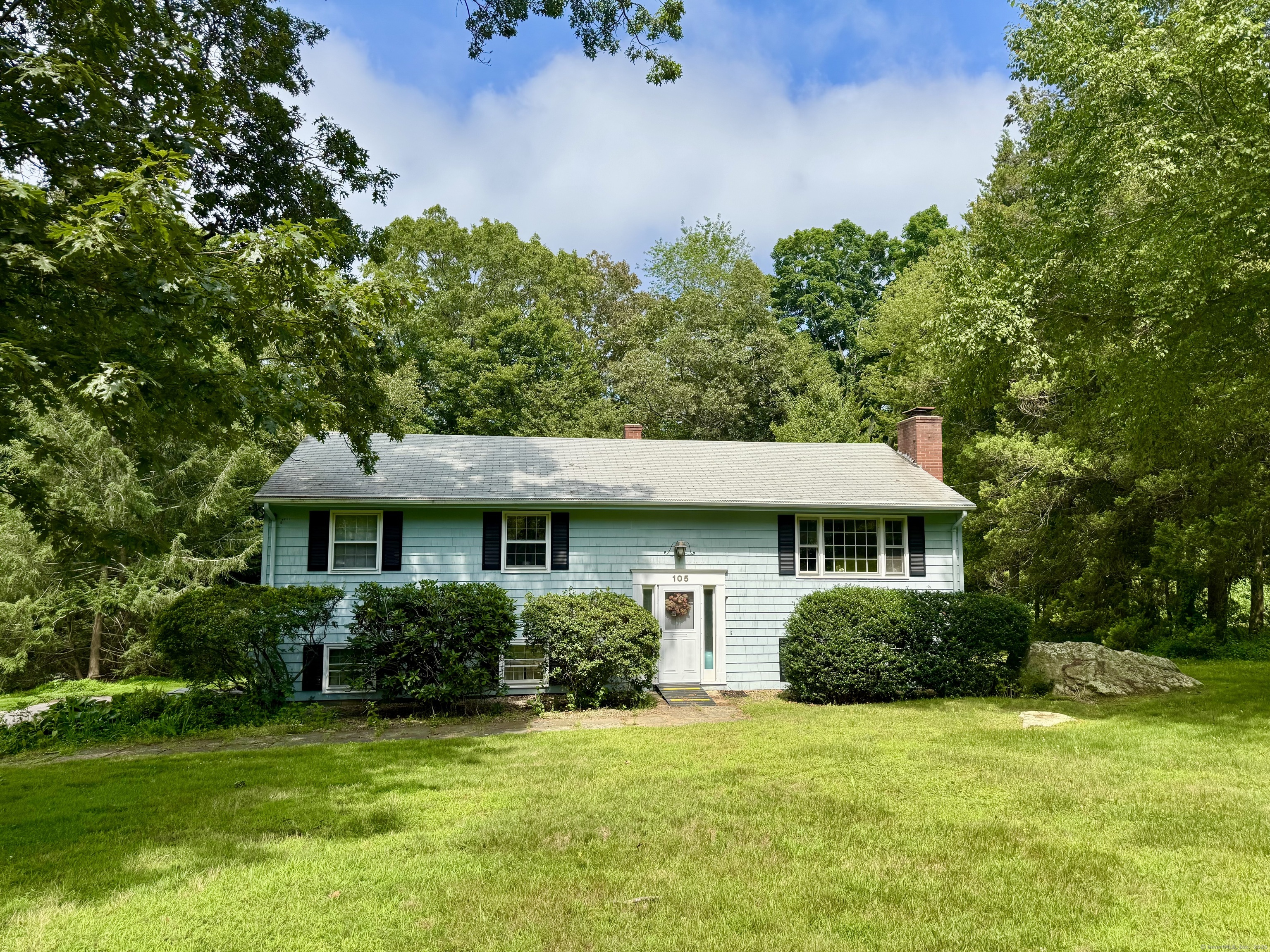 105 Chesterfield Road East Lyme, CT 06333 - Photo 1 of 1 Gallery Image 1