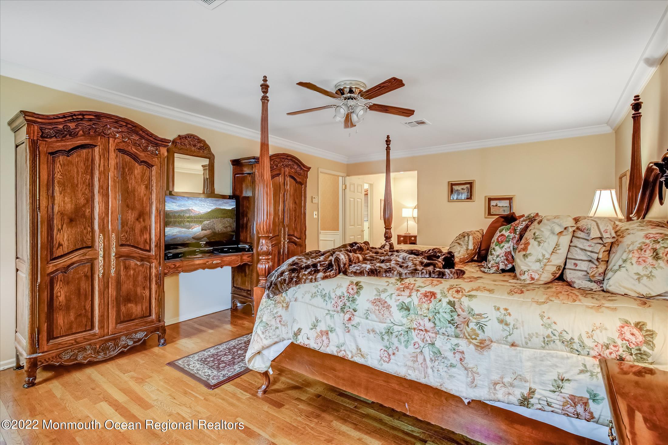 45 Ruby Drive Morganville, NJ 07751 - Photo 28 of 47 a view of a living room