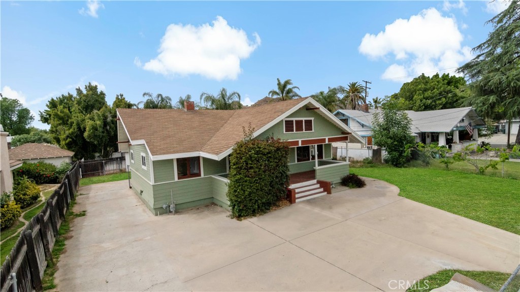 4781 Brockton Avenue Riverside, CA 92506 - Photo 2 of 46