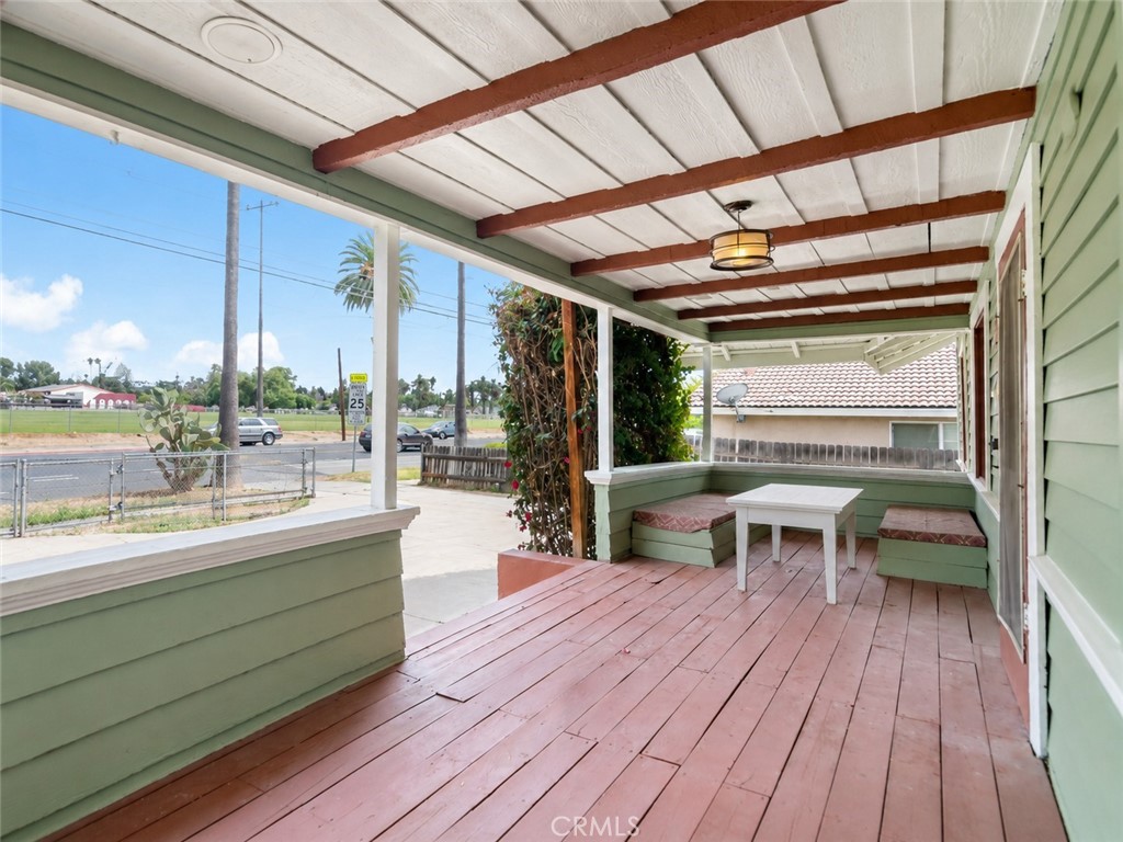 4781 Brockton Avenue Riverside, CA 92506 - Photo 4 of 46