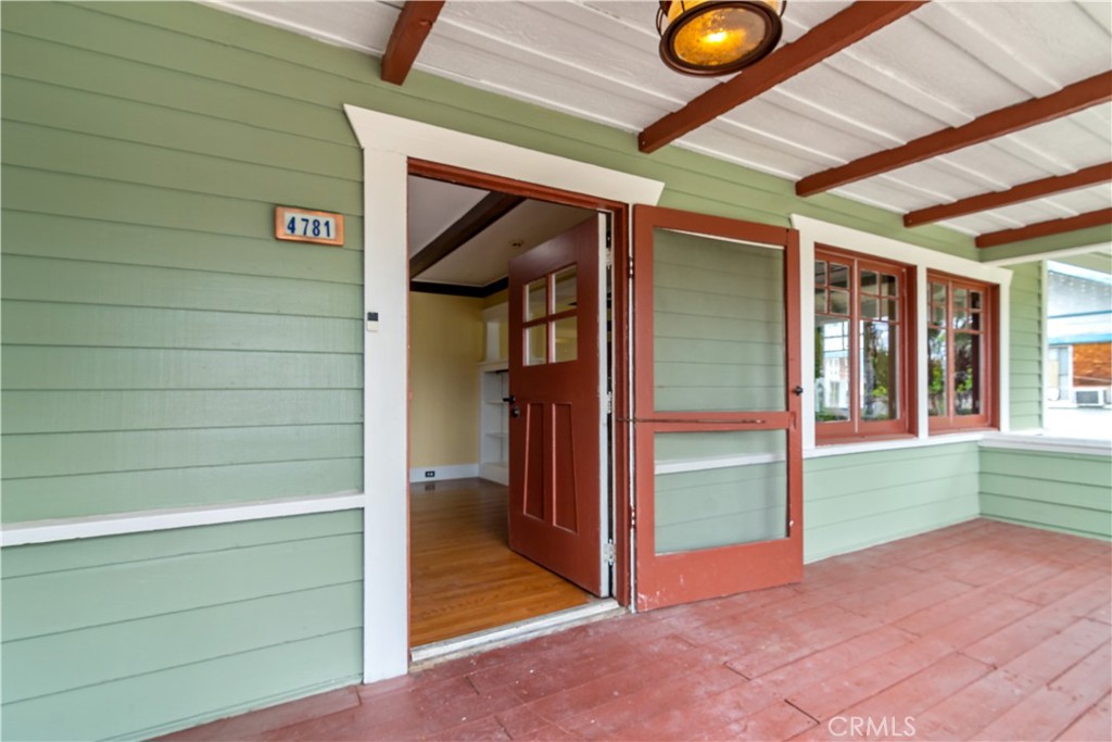 4781 Brockton Avenue Riverside, CA 92506 - Photo 8 of 46