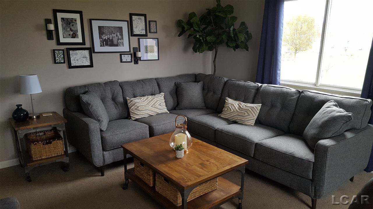 7190 Dudley Road Adrian, MI 49221 - Photo 4 of 27 LIVING ROOM 2