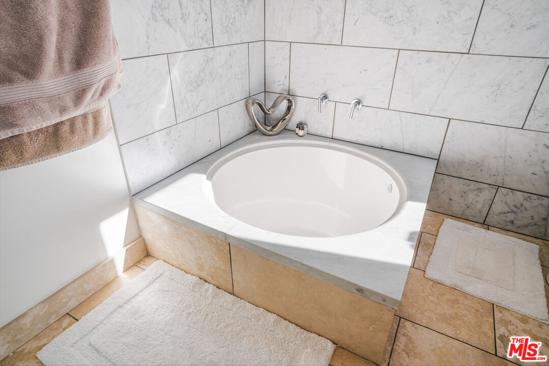 245 Tranquillo Road Pacific Palisades, CA 90272 - Photo 28 of 45 a close view of tap