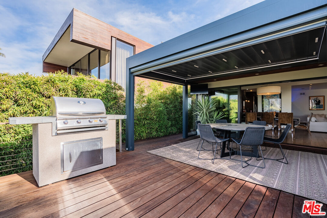 245 Tranquillo Road Pacific Palisades, CA 90272 - Photo 35 of 45 a outdoor space with furniture