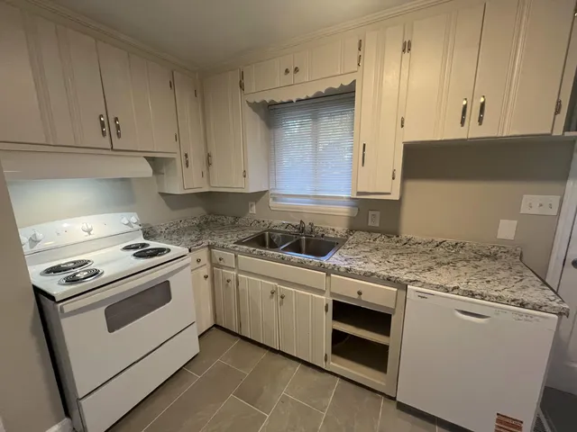 $1,300 | 2933 Courtney Road, Augusta, GA 30906