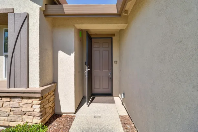 $559,999 | 9895 Sheffield Way, Elk Grove, CA 95757