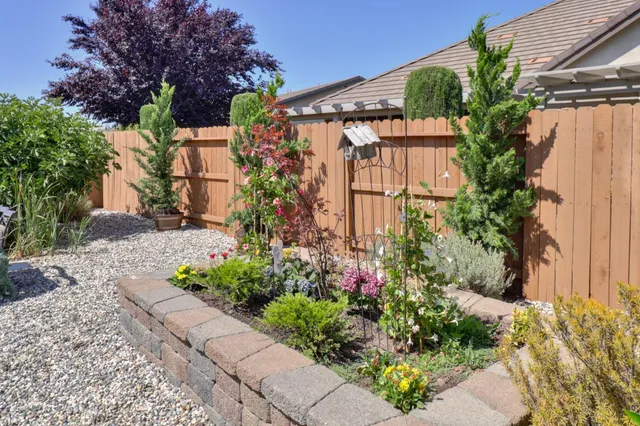 $559,999 | 9895 Sheffield Way, Elk Grove, CA 95757