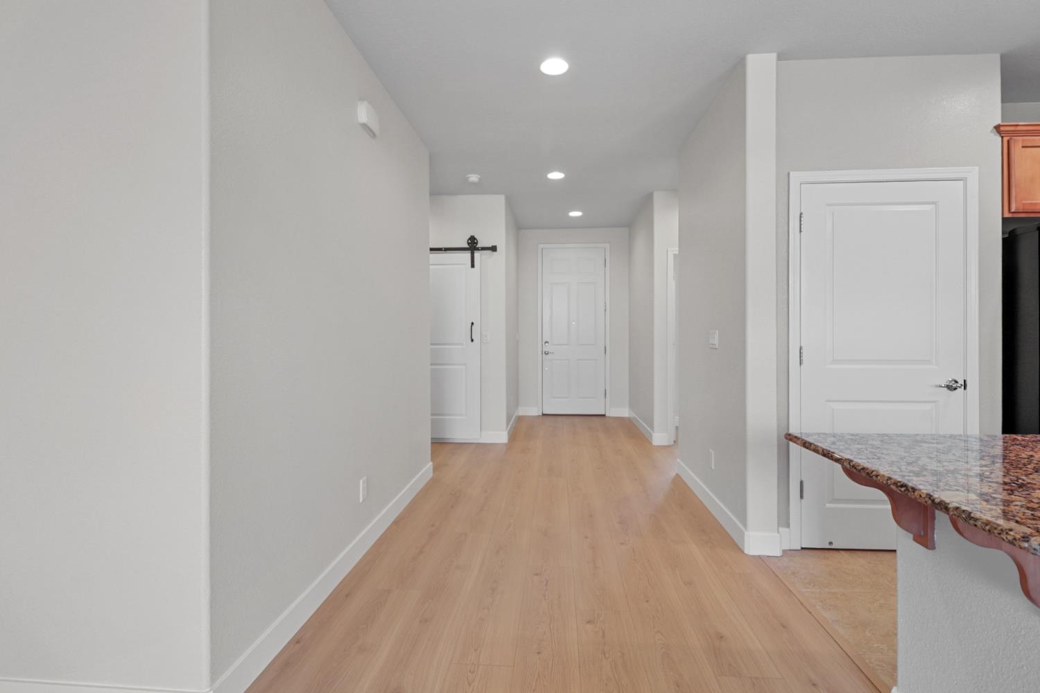 9895 Sheffield Way Elk Grove, CA 95757 - Photo 6 of 49