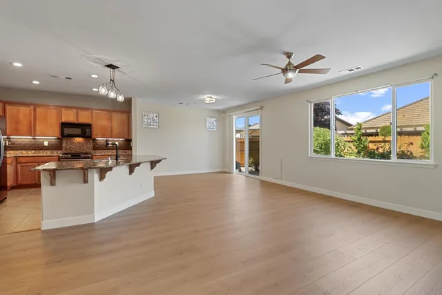 $559,999 | 9895 Sheffield Way, Elk Grove, CA 95757