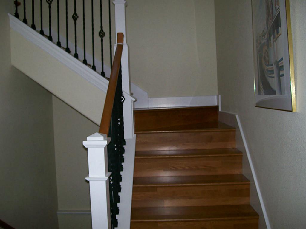 620 8th Street Kemah, TX 77565 - Photo 9 of 17 a view of entryway