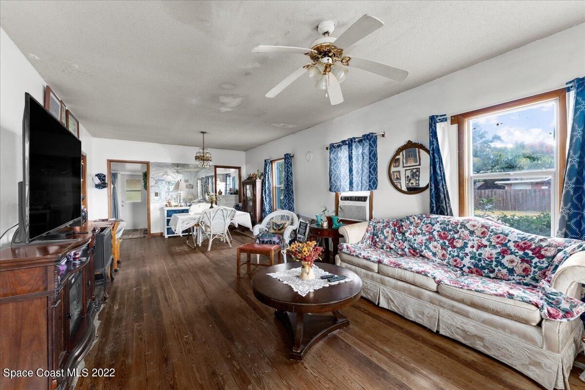 2392 Taylor Street Mims, FL 32754 - Photo 17 of 27 04-DSC05072